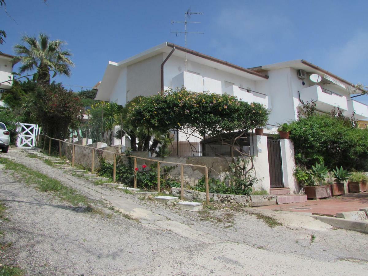 Villa Majata ريالمونتي المظهر الخارجي الصورة
